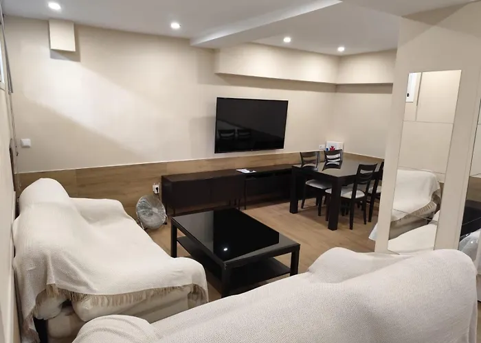 Montequinto Apartamento 50M En Semisotano